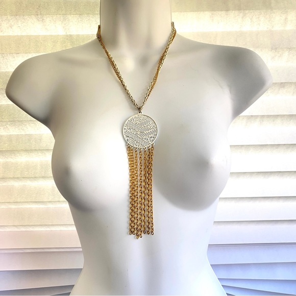 Vintage White Enamel Goldtone Chain Dangle Fringe Necklace - Picture 7 of 8